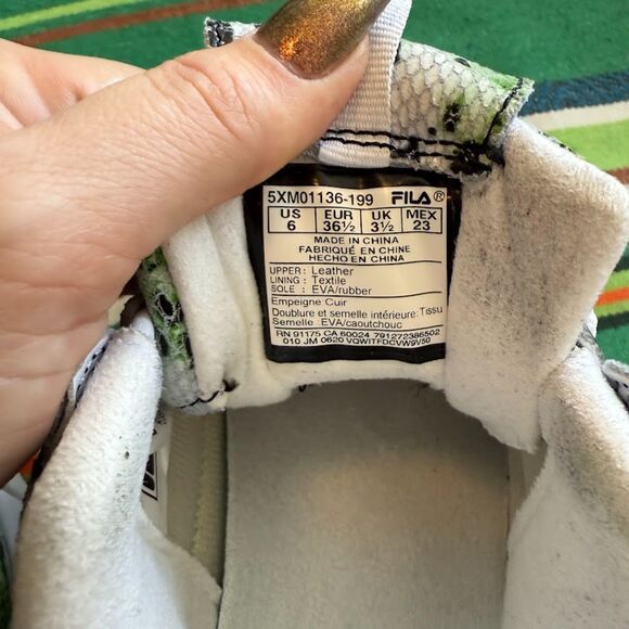 Fila Disruptor 2 Rainbow Multicolor Snakeskin Print Leather Sneakers size US 6 - Picture 12 of 12